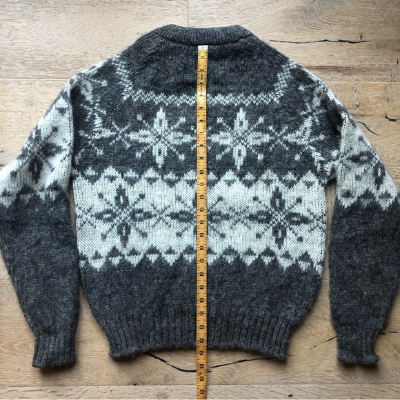 Stunning Vintage Fair Isle Snow flakes Nordic style virgin wool sweater size M - Picture 6 of 9